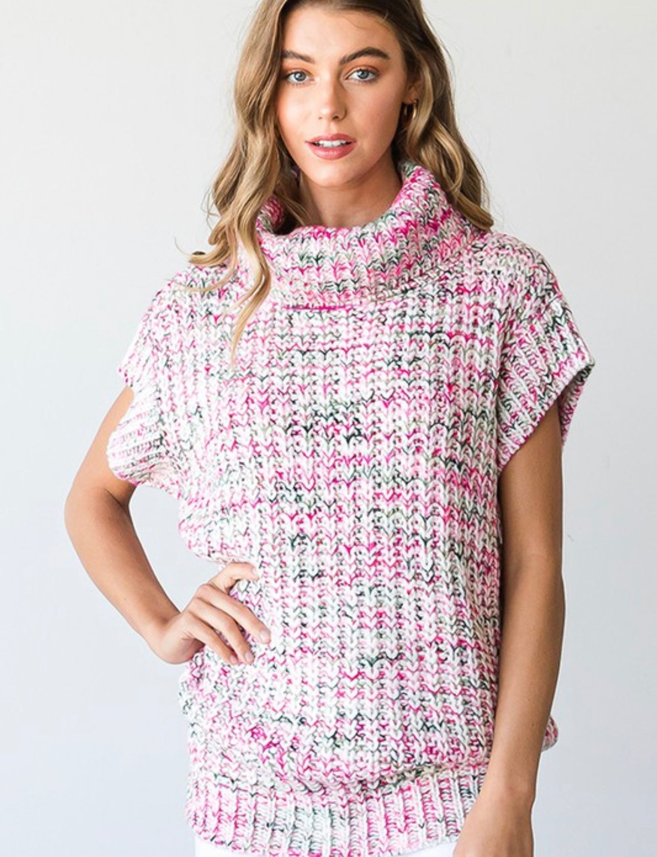 Turtle neck knit vest