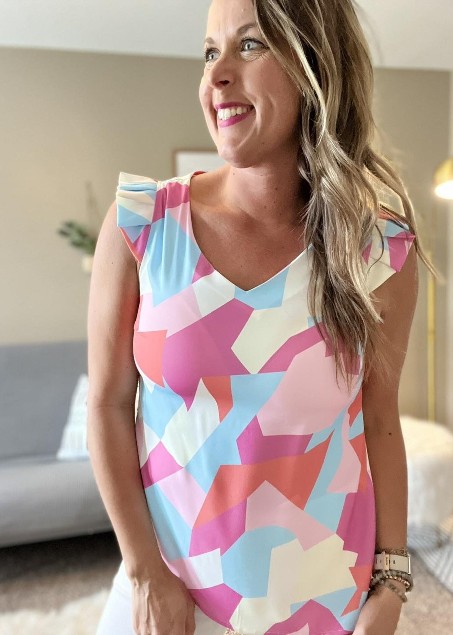 Geometric v neck