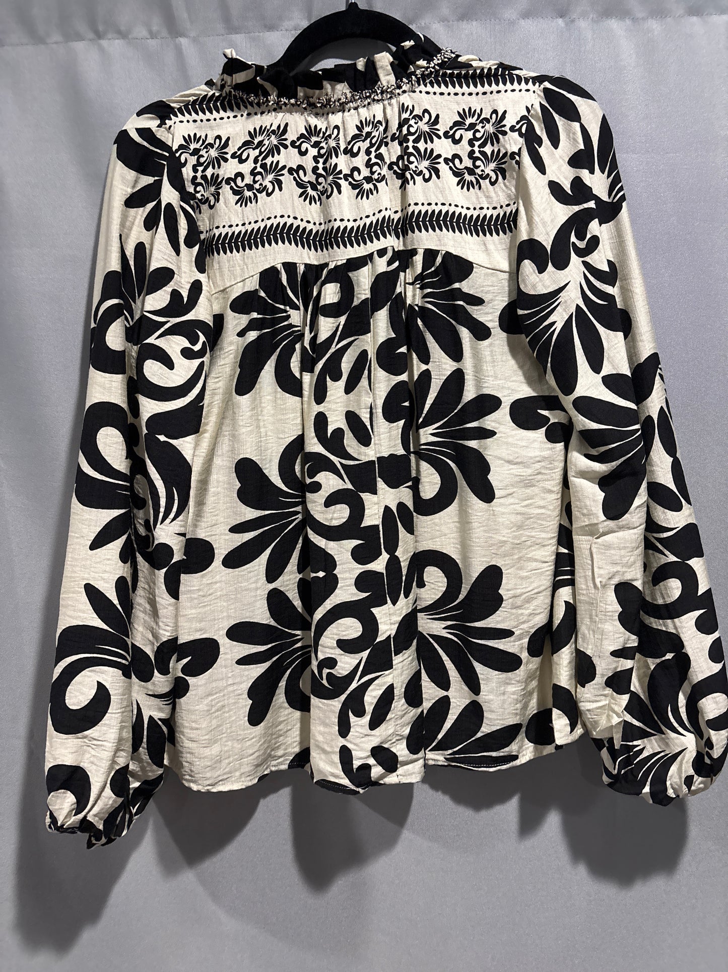 Printed long sleeve blouse