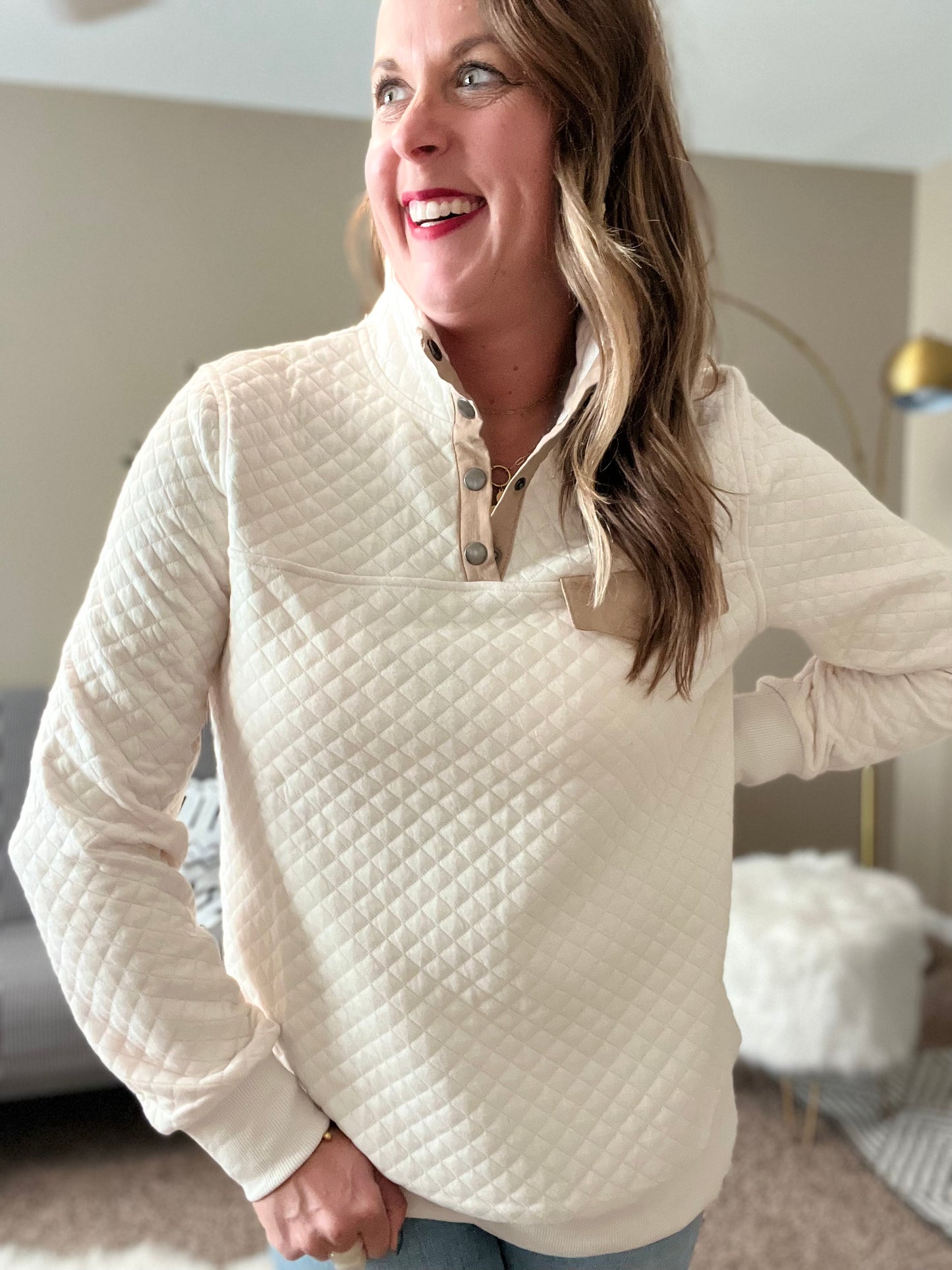 Diamond pattern pull over