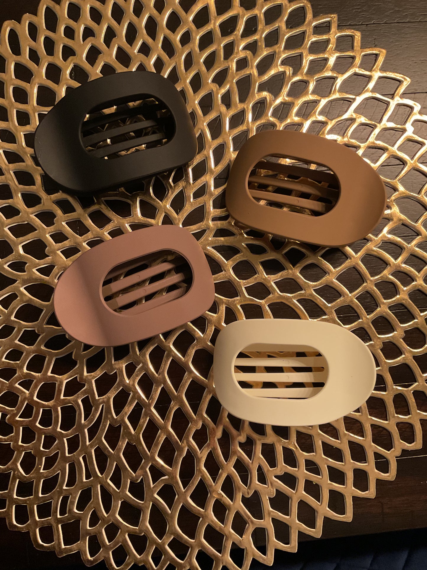 Matte Oval Hair Clip