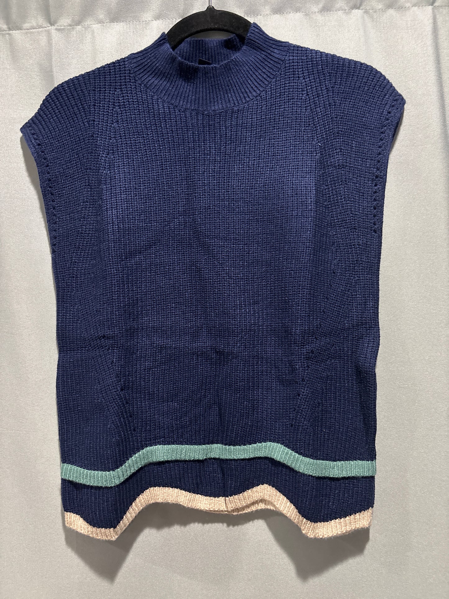 Mock neck knit sweater vest