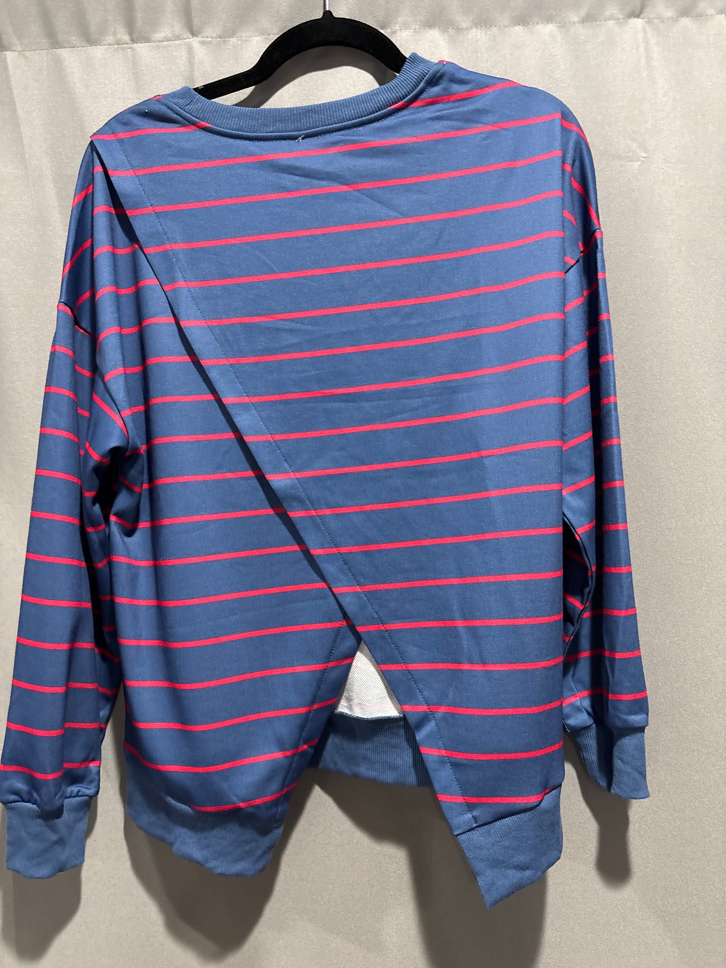 Stripe tulip back pullover sweatshirt