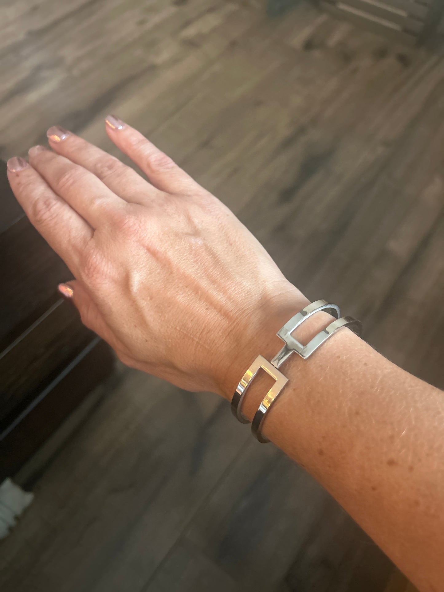 Dupe H cuff bracelet