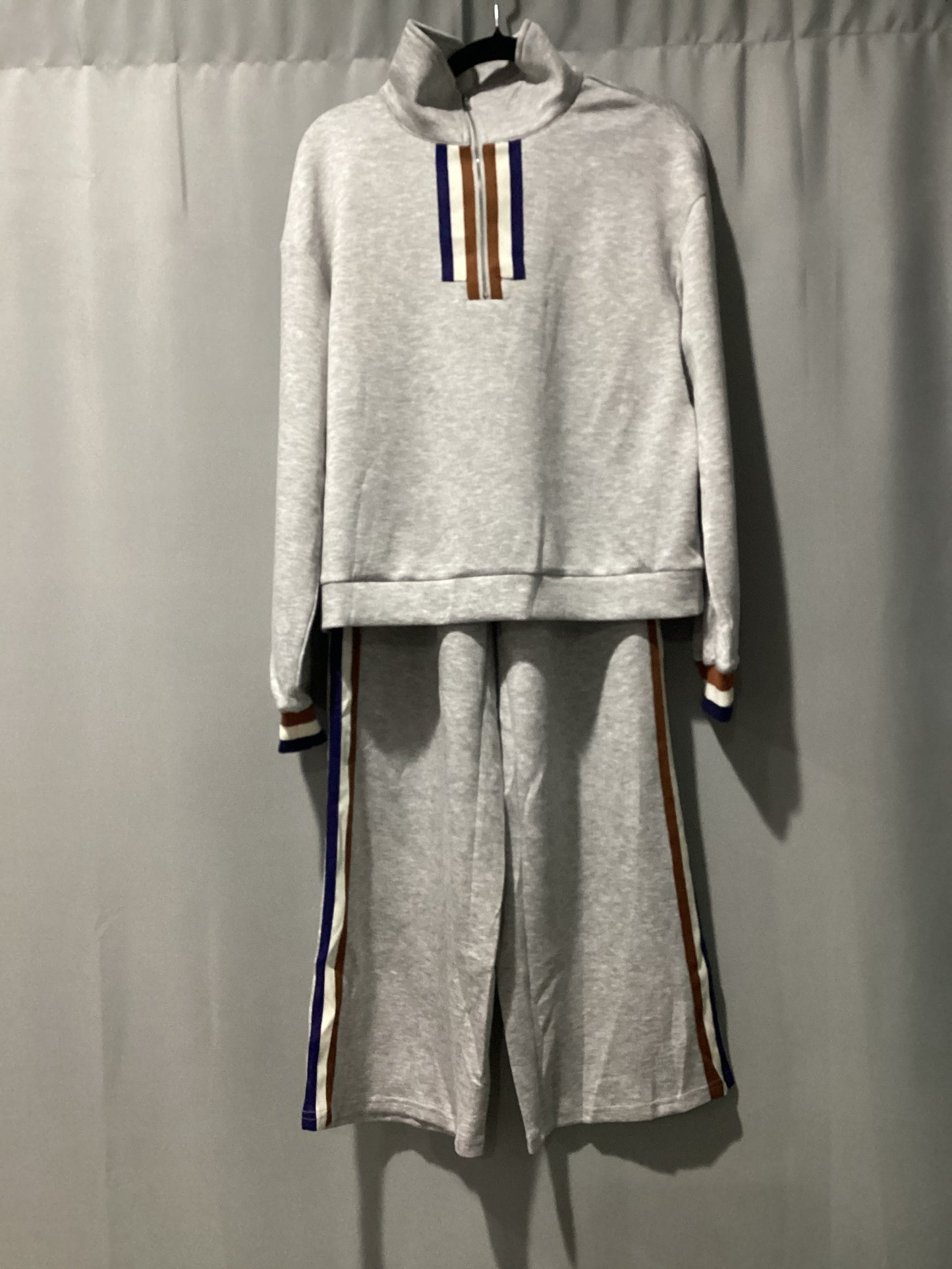 Striped quarter zip pullover pants set