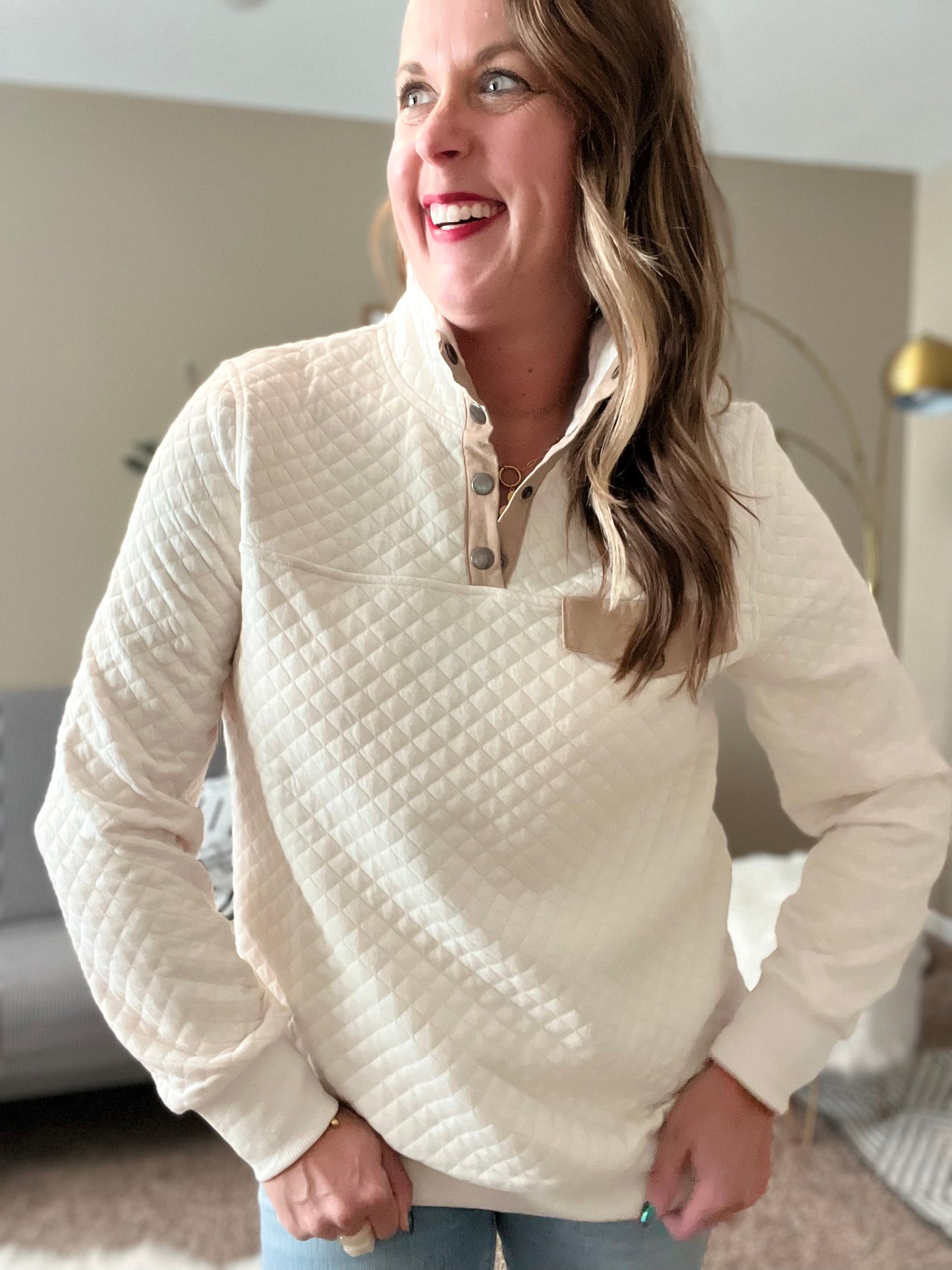 Diamond pattern pull over