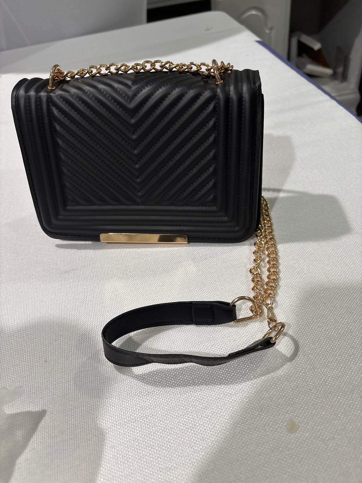 Chevron Crossbody shoulder bag