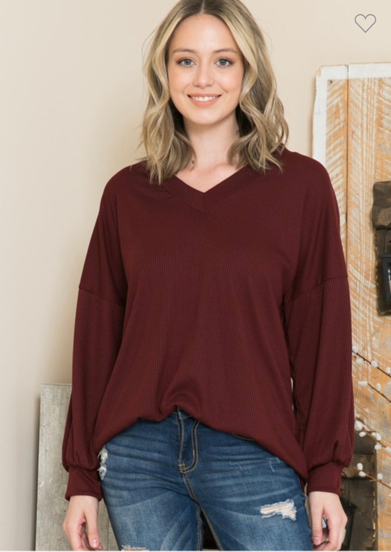 Solid V-neck tunic top wine