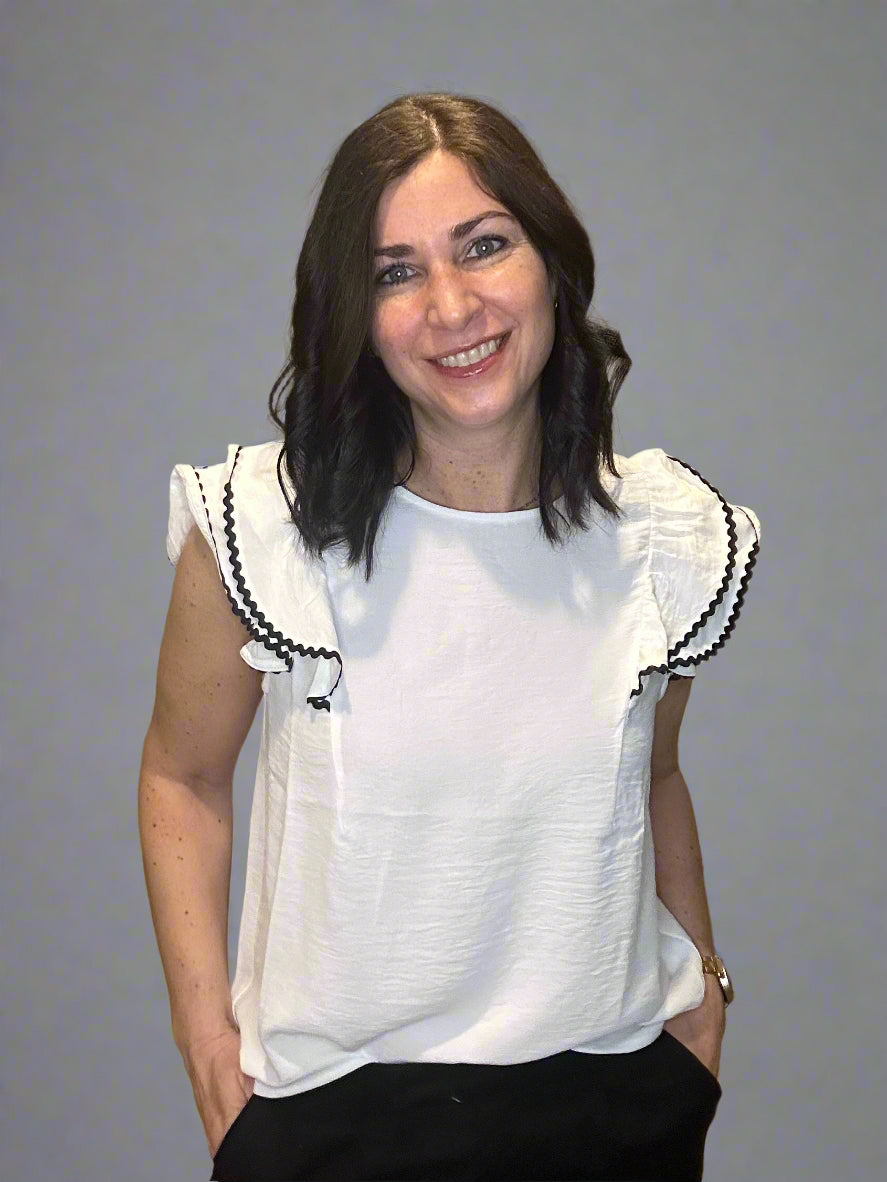 wavy trim, ruffled sleeve top