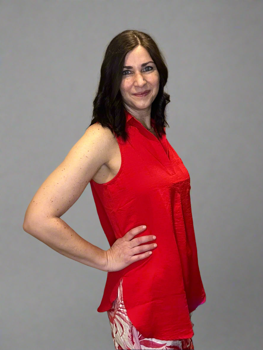 sleeveless collared V-neck top