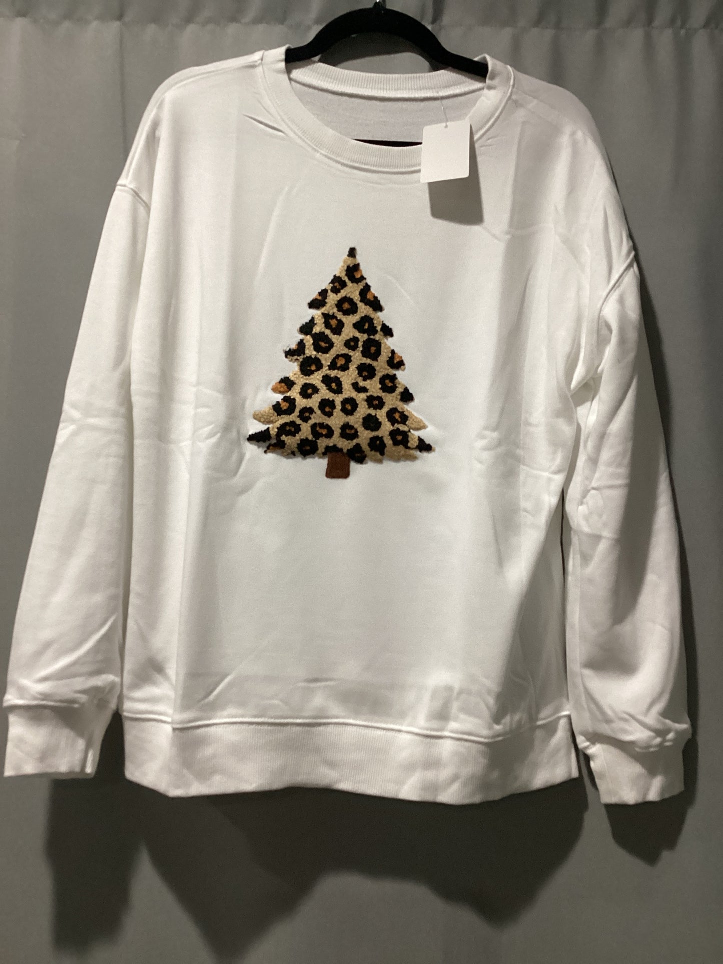 Leopard tree patched sweatshirt