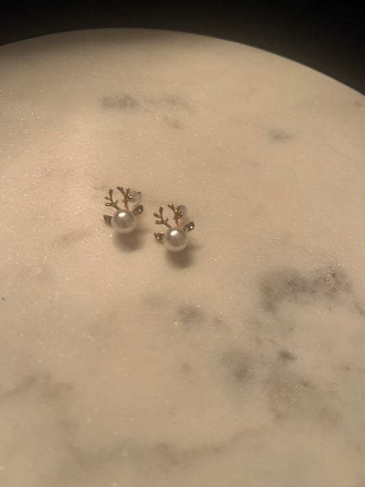 Pearl Deer Studs