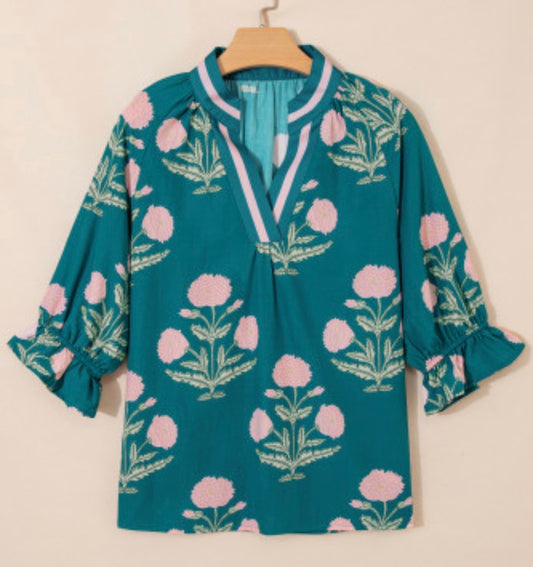 Wildflower print V-neck three-quarter sleeve blouse