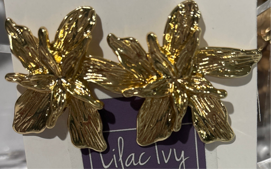 Gold flower earrings
