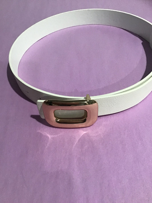 White leather belt with gold, triangular, Buckle