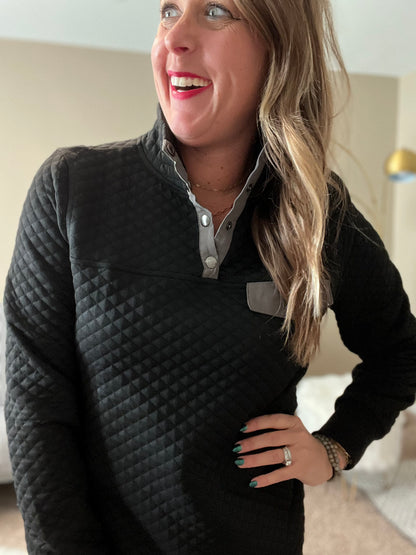 Diamond pattern pull over