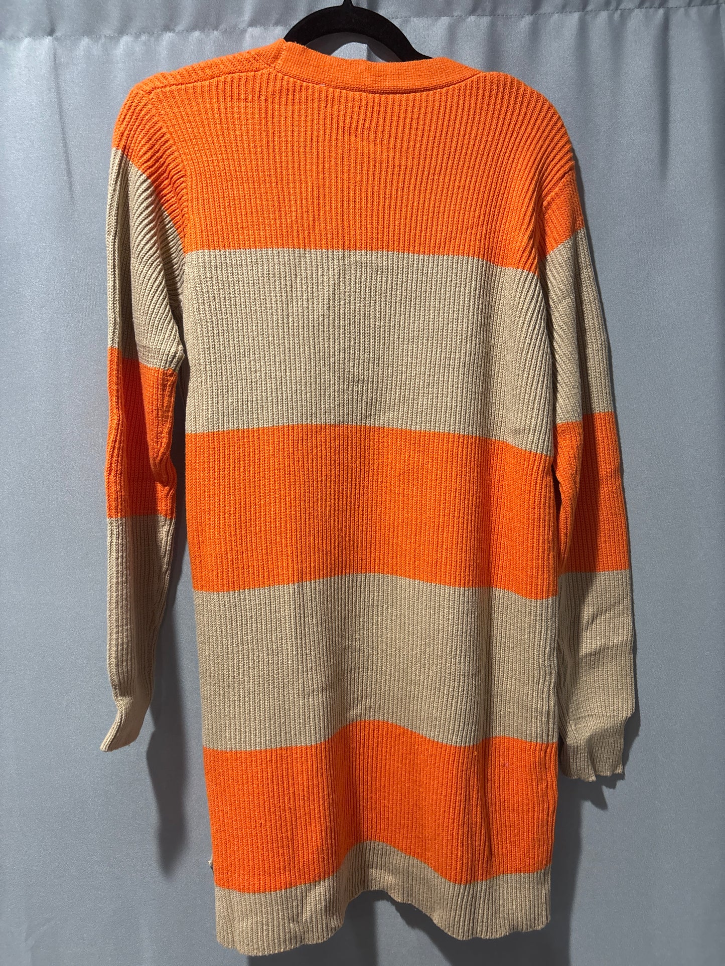 Three-quarter length cardigan