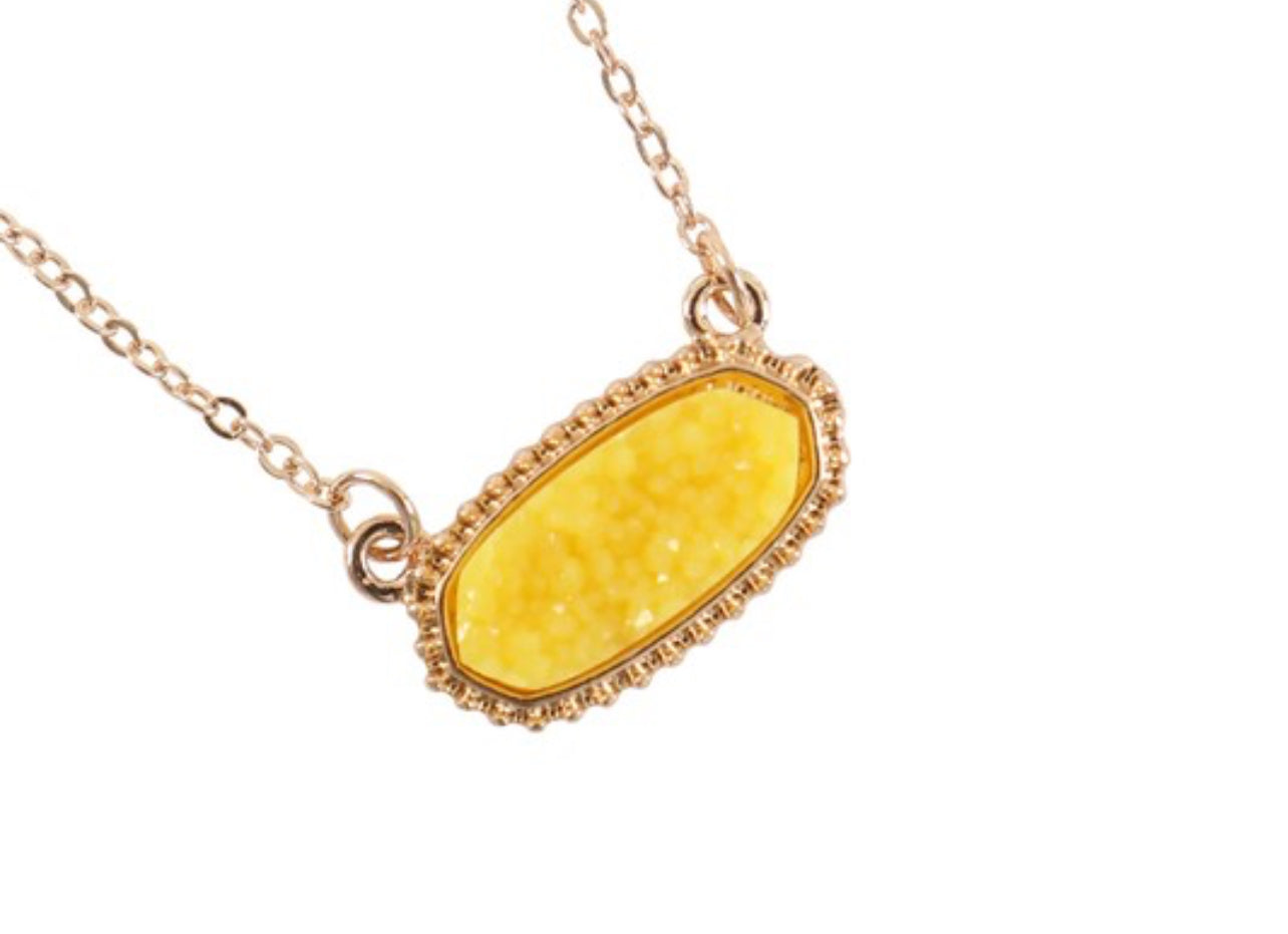Druzy stone oval gold chain