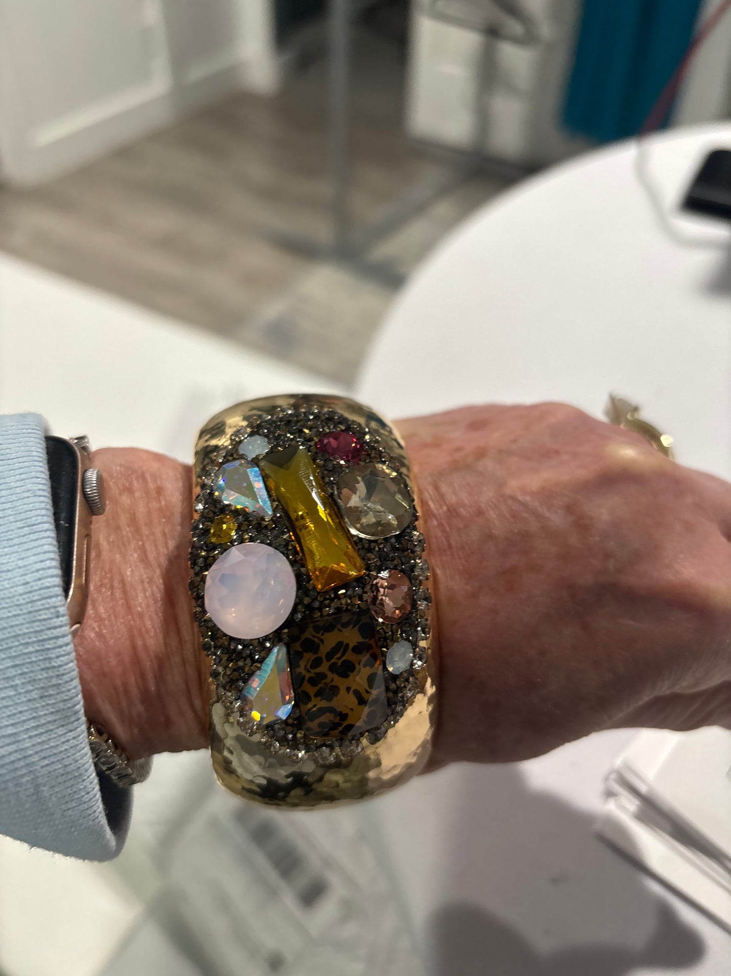 Rhinestone bangle bracelet