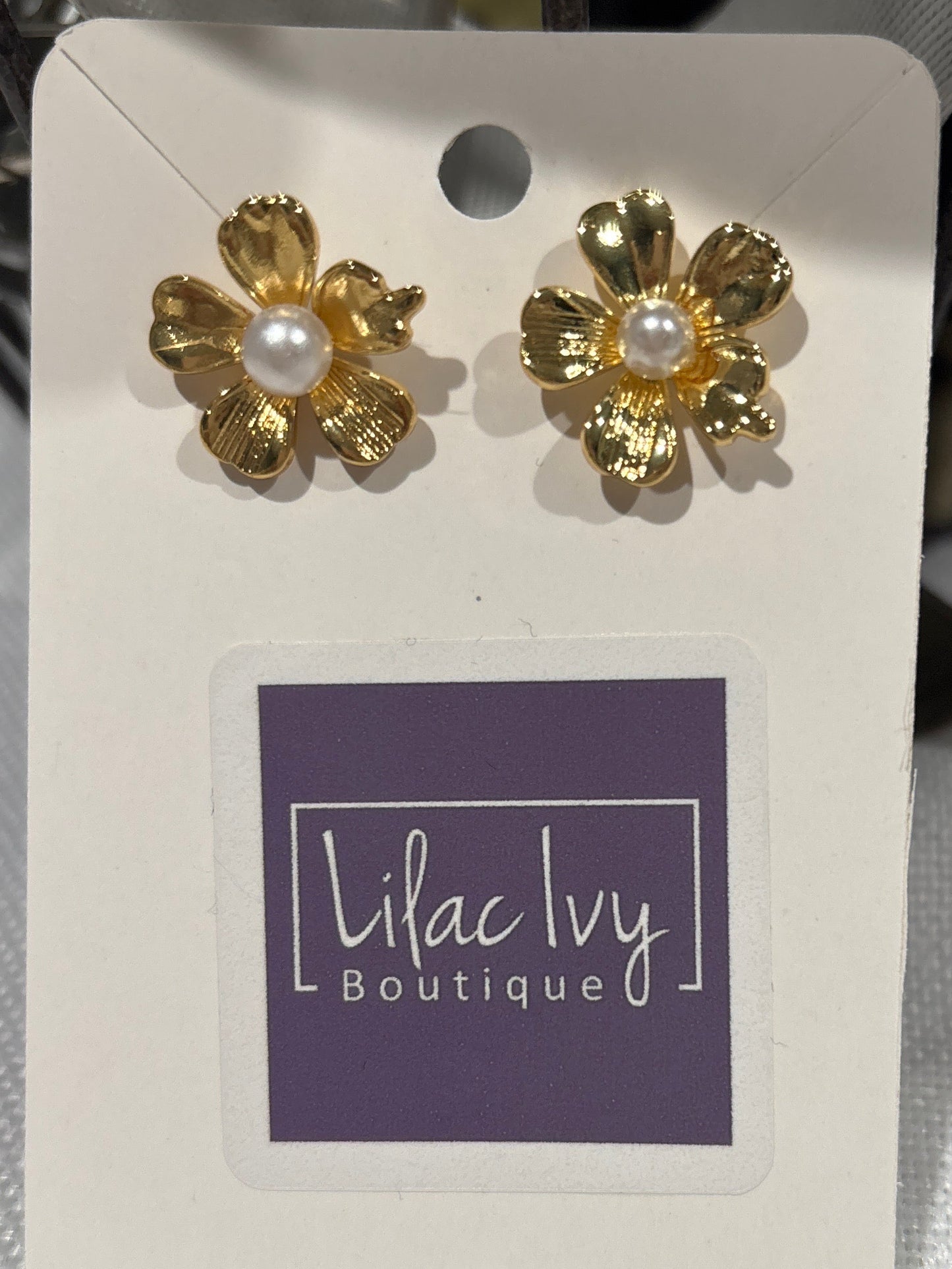 Gold flower with pearl center