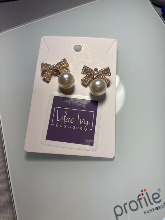 Pearl bow earrings with dropped pearl