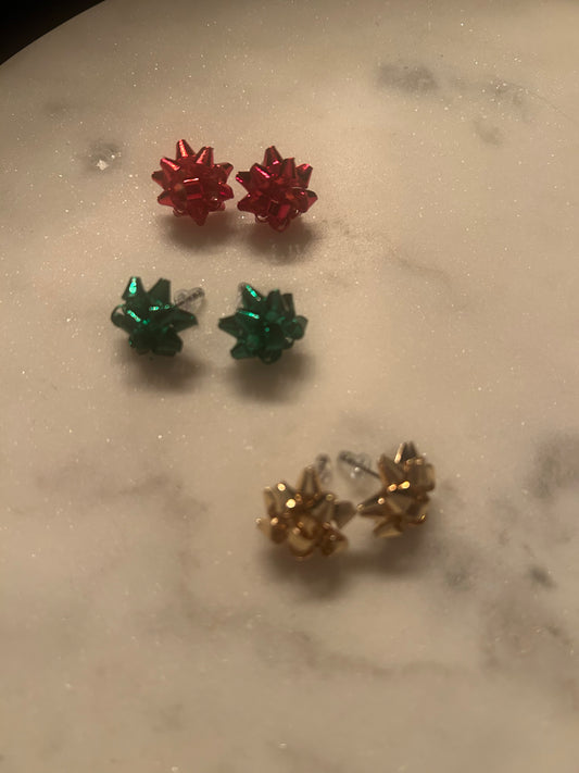 Classic Gift Bow Studs