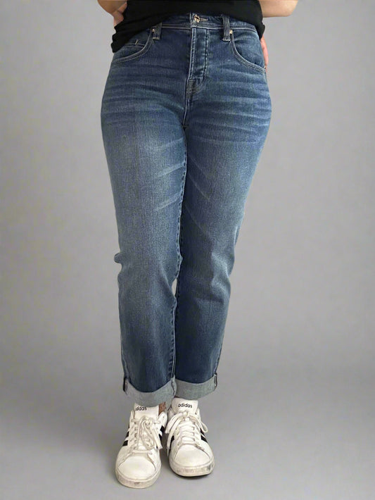 Liverpool keeper boyfriend rolled cuff jeans