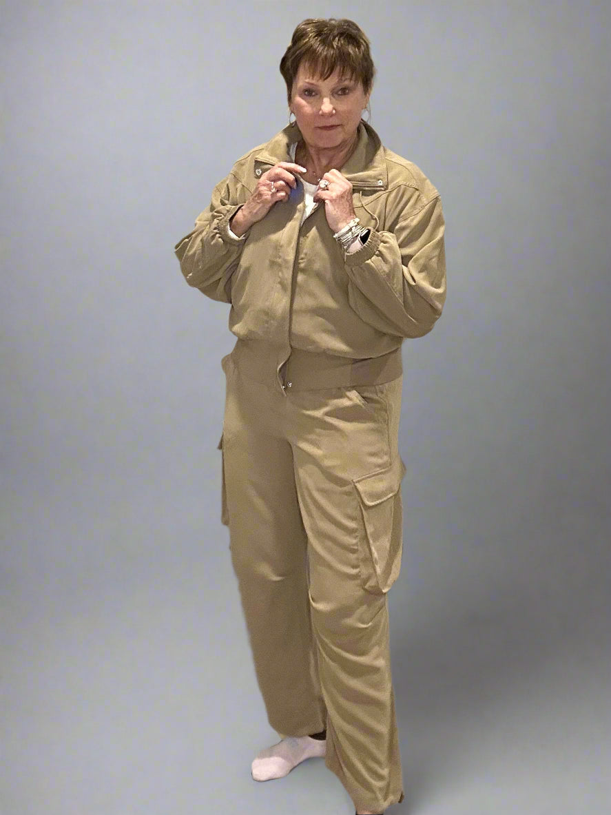 Liverpool cinch hem pull on parachute pants