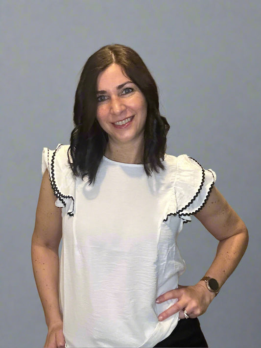 wavy trim, ruffled sleeve top